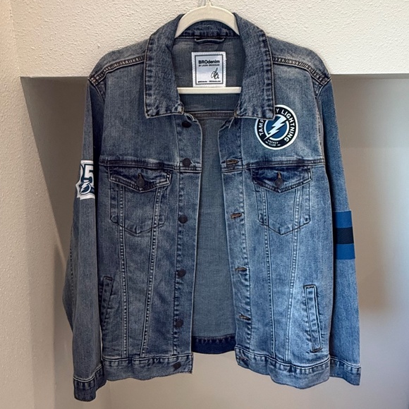 NWOT BROdemin Custom Tampa Bay Lightning Denim Jacket (Size M) - Picture 5 of 10